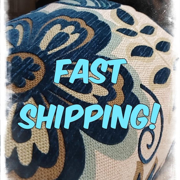 Check out my closet! - Picture 3 of 10